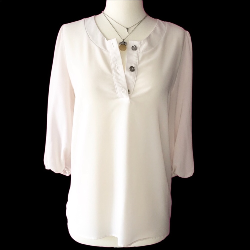 Francesca’s Button Top